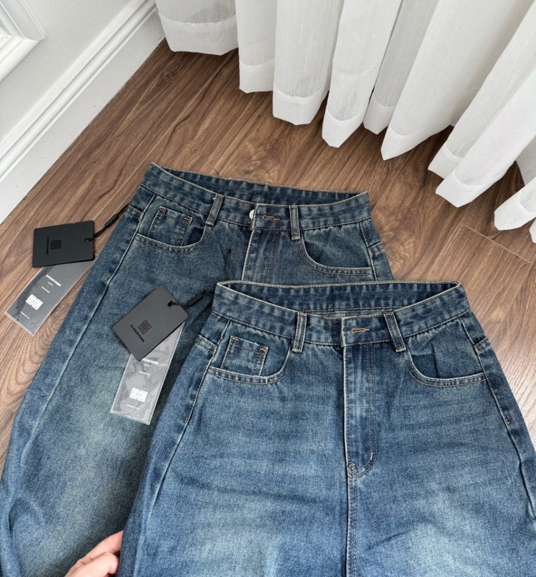 QNU466 - QUẦN JEANS SUÔNG MÁC DA ĐEN M7399