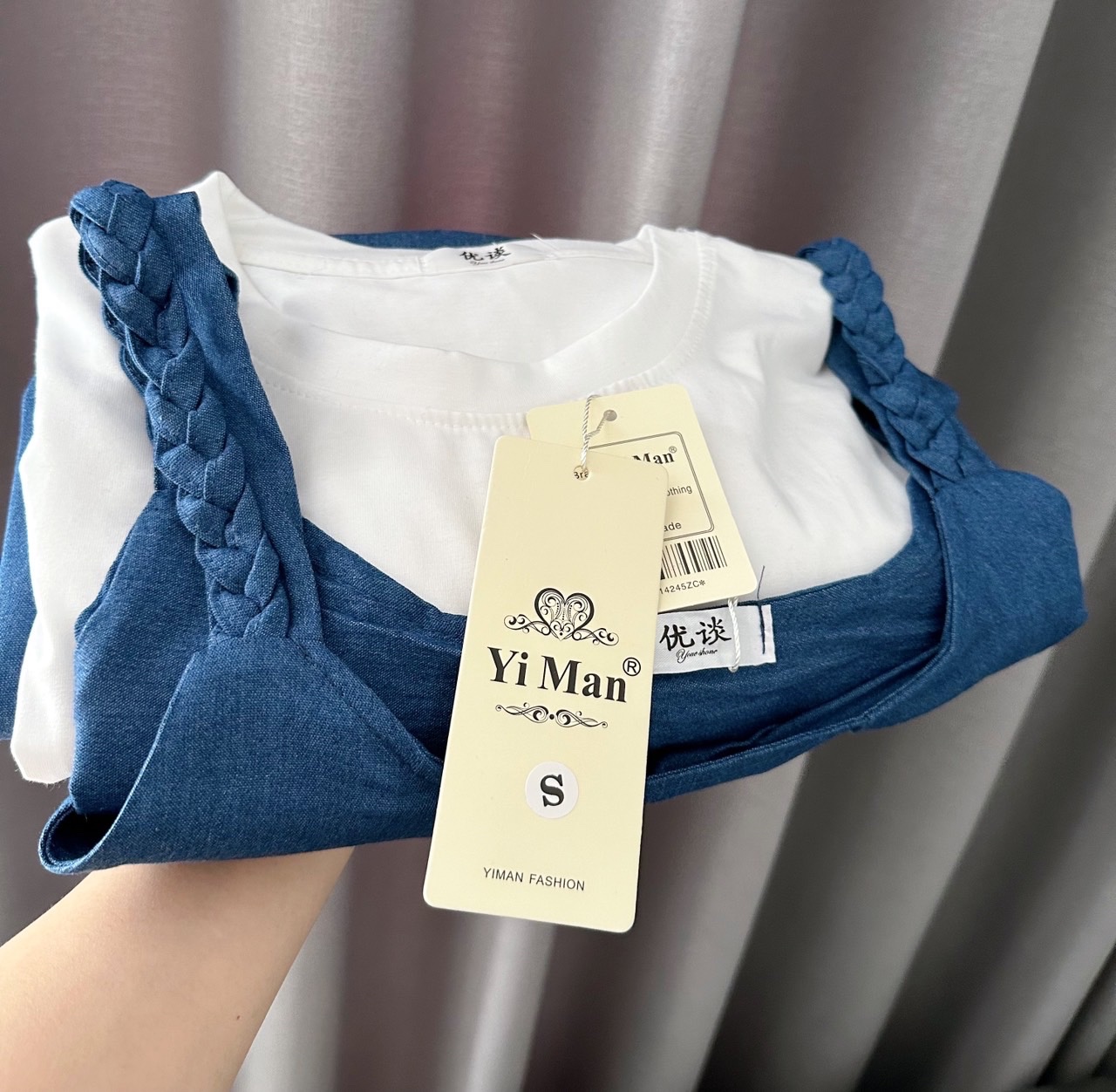 V395 - VÁY BÒ DENIM XANH 2S TẾT MIX ÁO TRẮNG