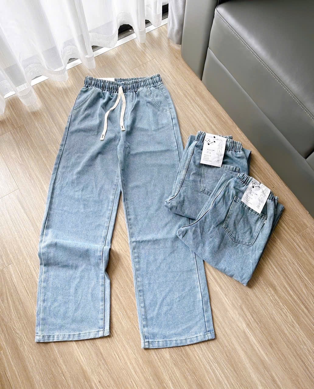 QNU502 - QUẦN JEANS NỮ SUÔNG XANH CẠP CHUN DÂY RÚT