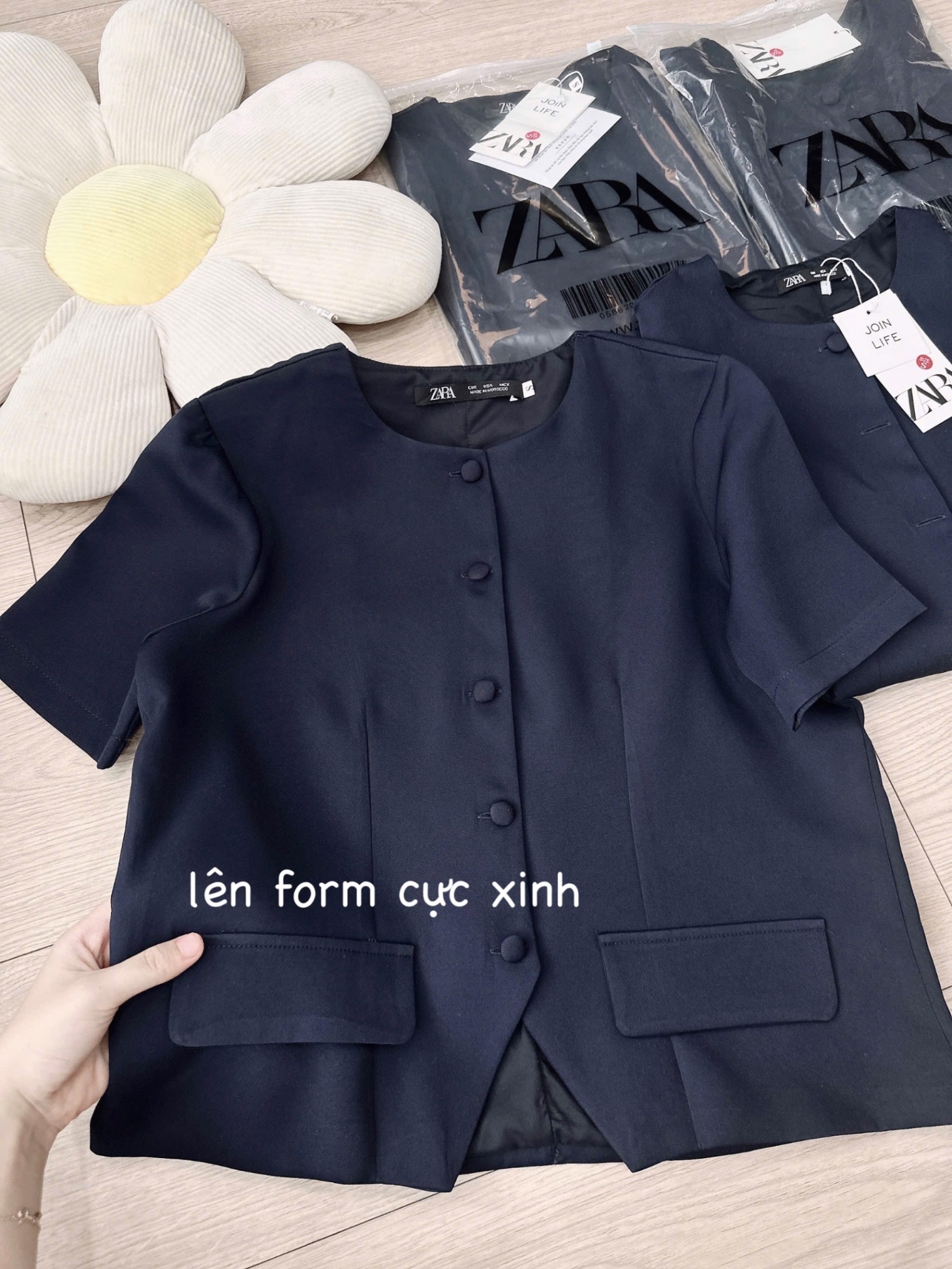 ANU997 - ÁO VEST NỮ CỔ TRÒN THAN XẺ GẤU