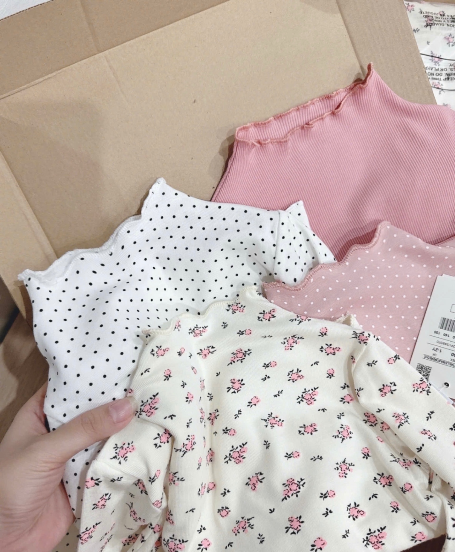 AB598 - SET 4 ÁO BÉ GÁI LEN TĂM VIỀN BÈO HOA