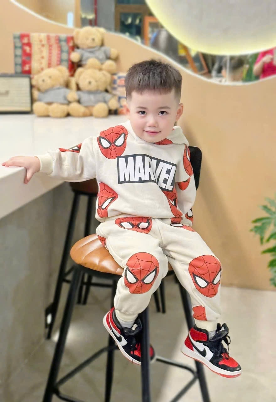 T204 - BỘ NỈ DƯ BÉ TRAI HOODIE MŨ BE MARVEL