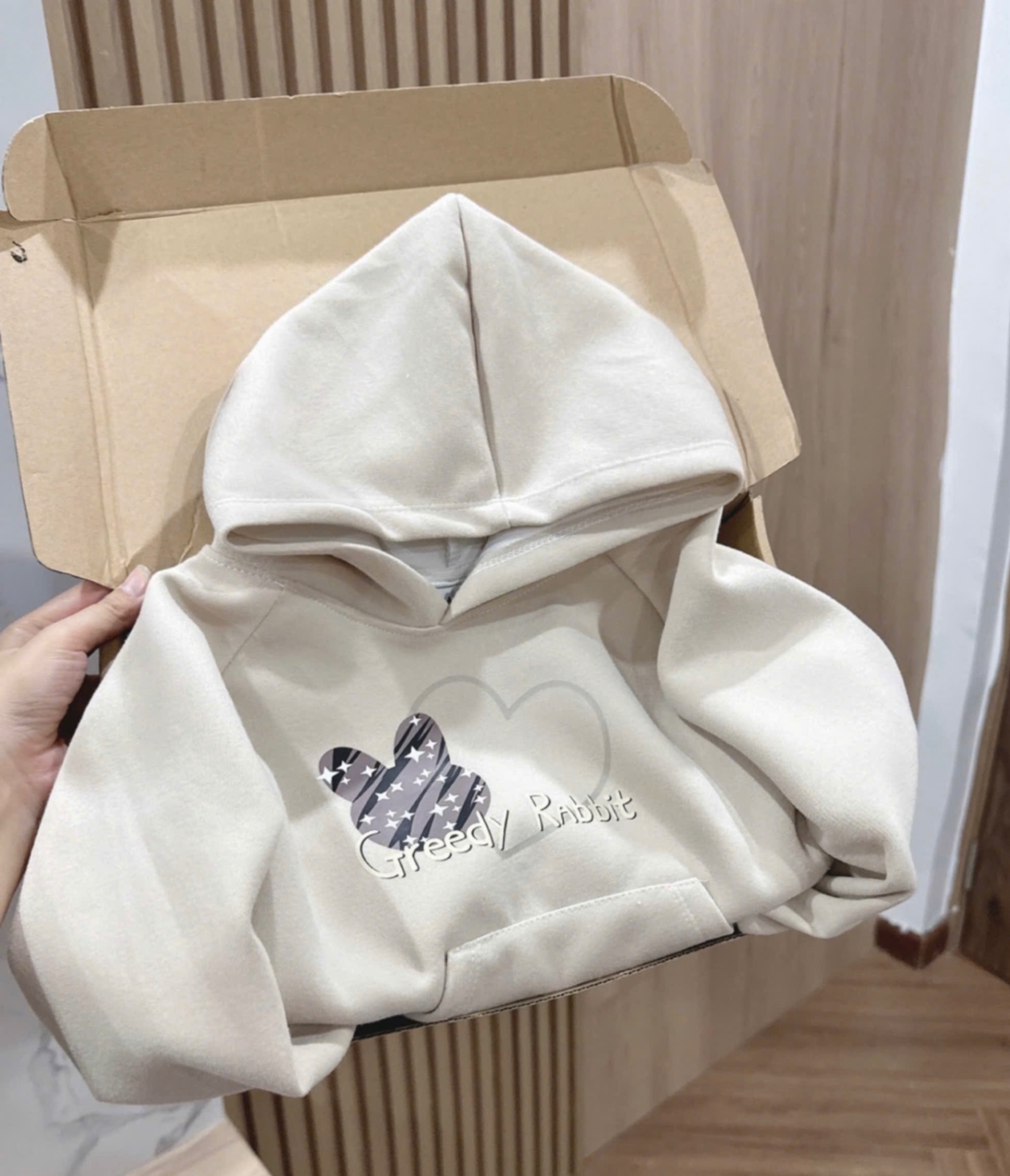 AB609 - ÁO HOODIE BÉ GÁI MŨ THỎ GẤU Pretty