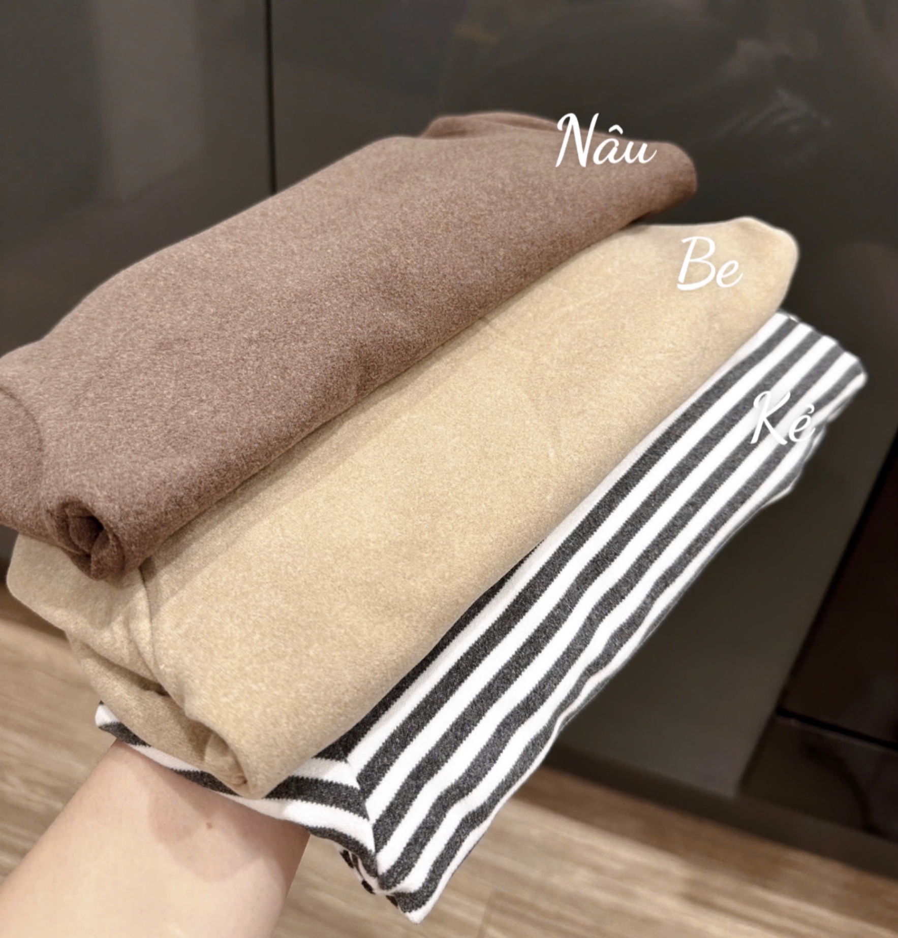 AB613 - SET 3 ÁO BÉ GIỮ NHIỆT CỔ 3P nâu be kẻ