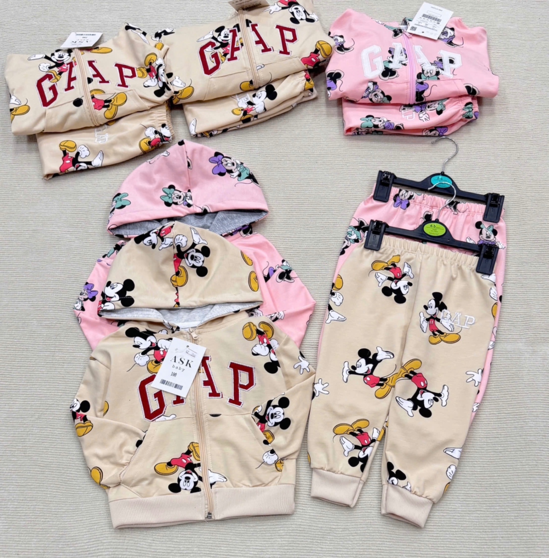 G273 - BỘ BÉ KHOÁ MŨ GAP MICKEY TRÀN