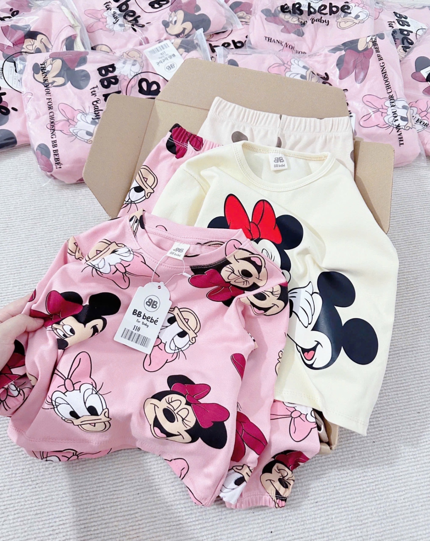 G286 - SET 2 BỘ BÉ GÁI ZIP MICKEY DONALD be hồng