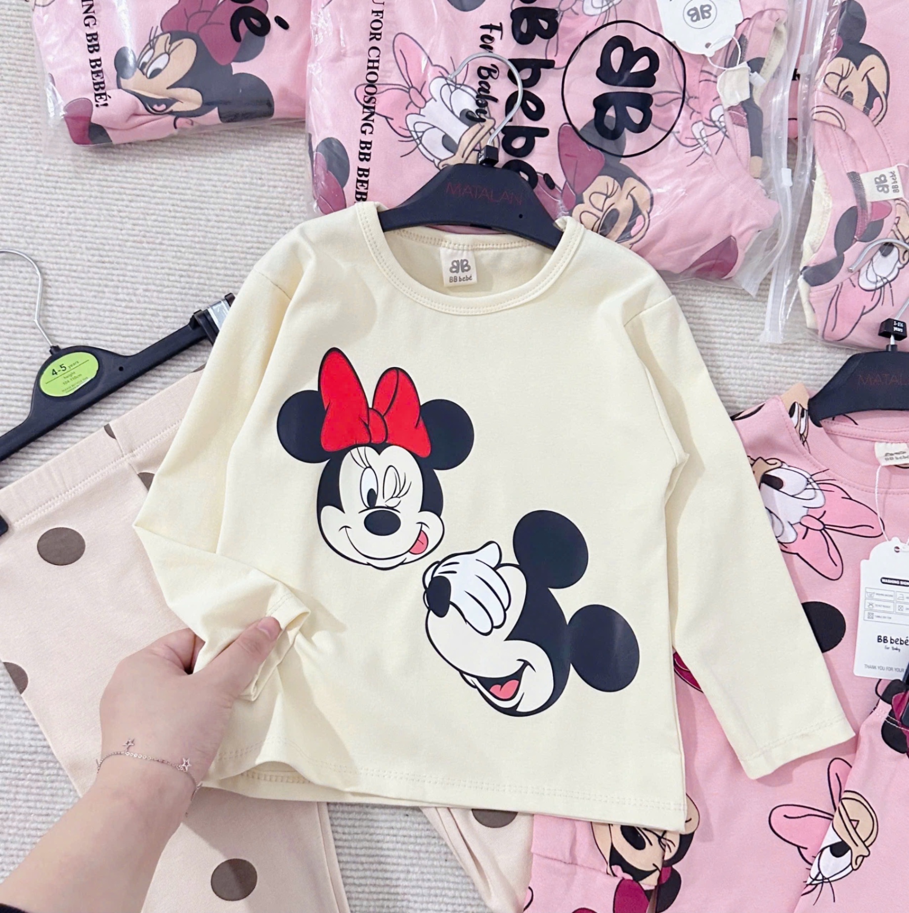 G286 - SET 2 BỘ BÉ GÁI ZIP MICKEY DONALD be hồng