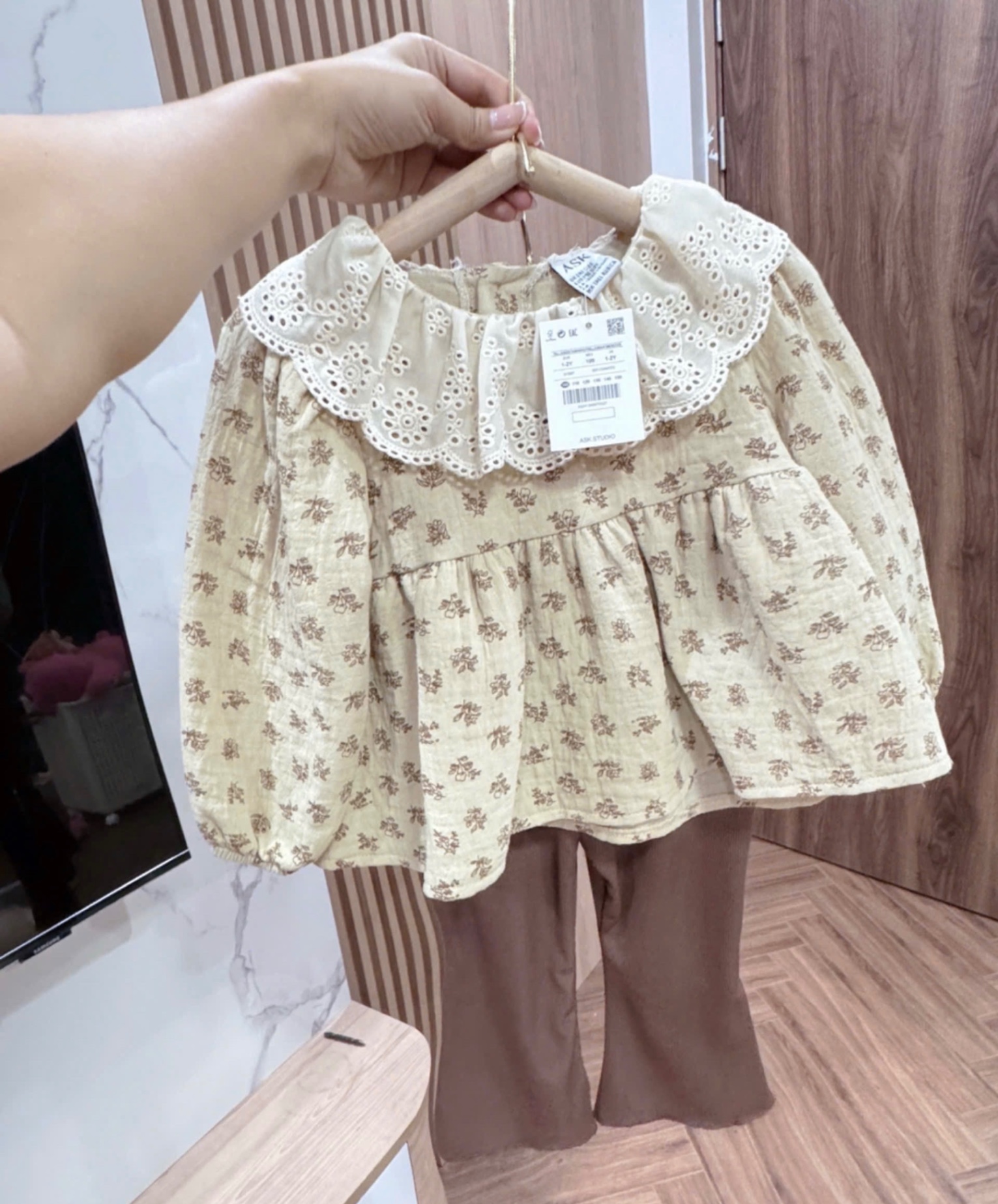 G295 - BỘ BÉ GÁI ÁO BE BABYDOLL HOA CỔ REN QUẦN LOE