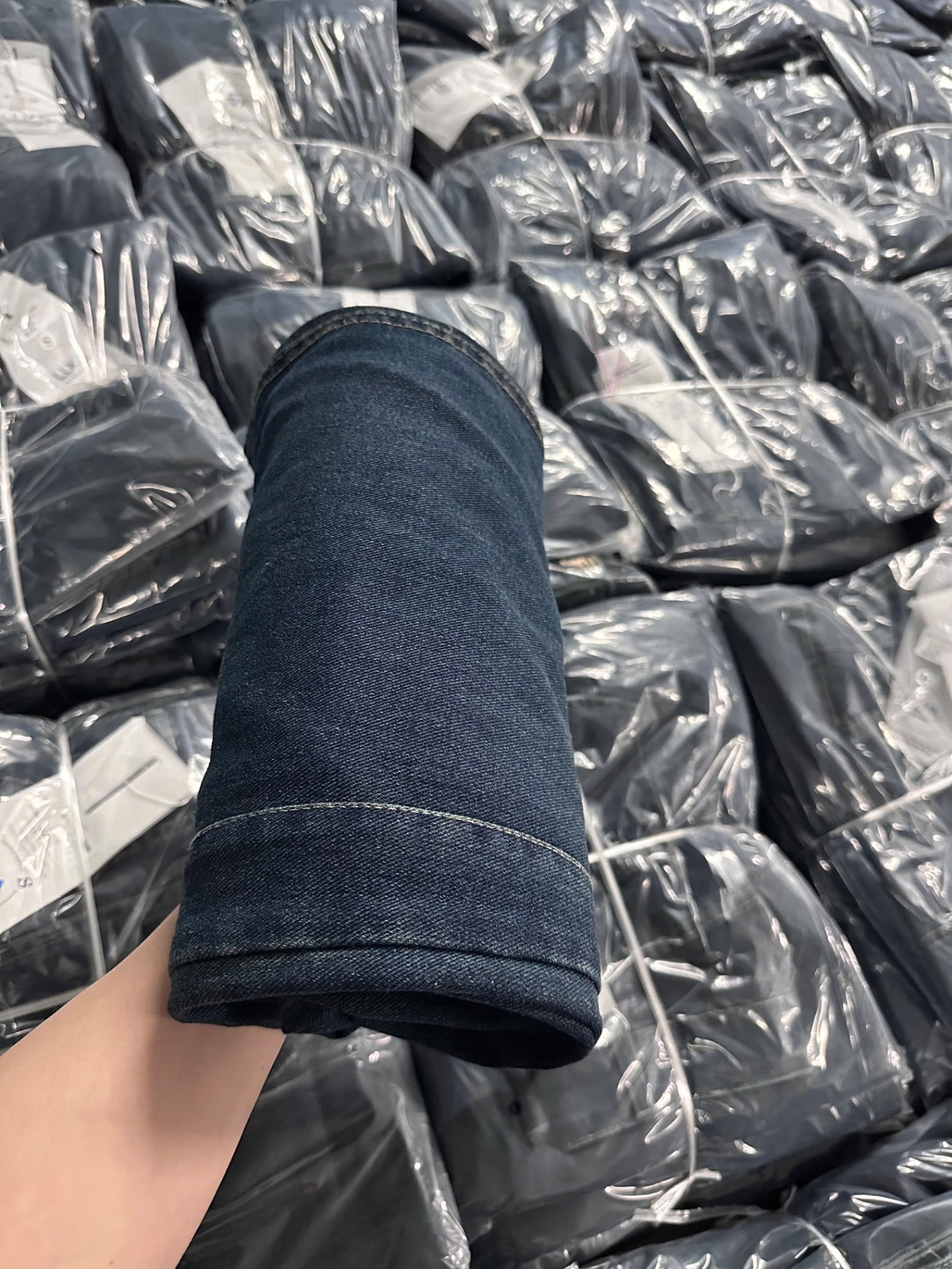 QNU523 - QUẦN JEANS SUÔNG XANH GÂN BÊN KÈM ĐAI