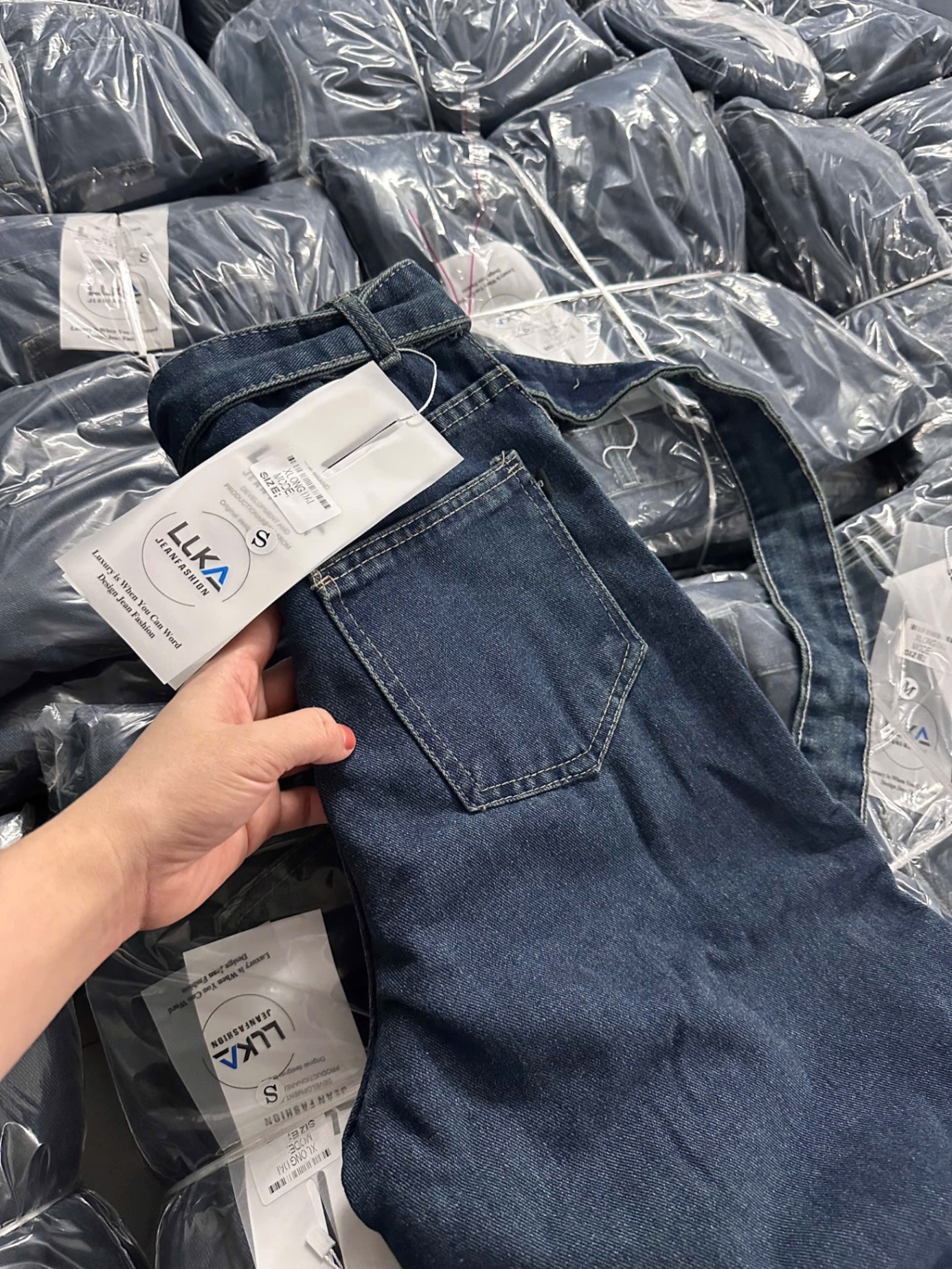 QNU523 - QUẦN JEANS SUÔNG XANH GÂN BÊN KÈM ĐAI