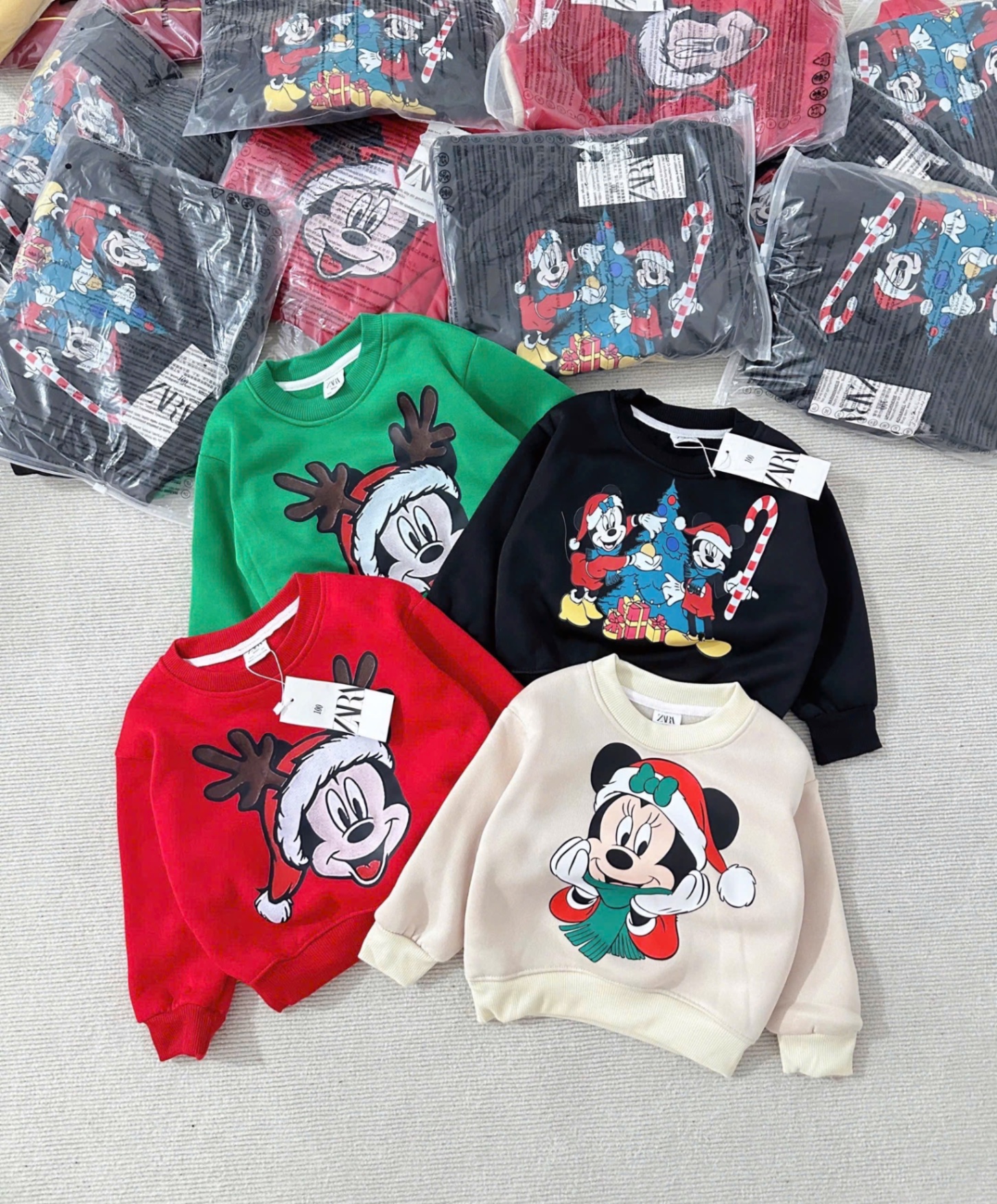 AB621 - SET 2 ÁO BÉ TRAI GÁI NỈ NOEL MICKEY