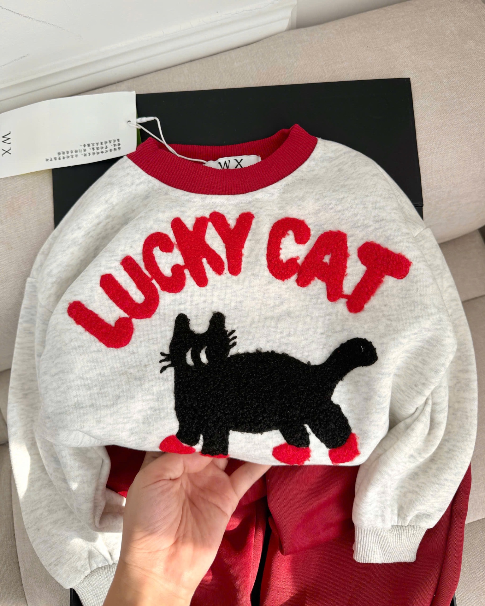 G307 - BỘ BÉ GÁI HAIDA GHI LUCKY CAT QUẦN ĐỎ