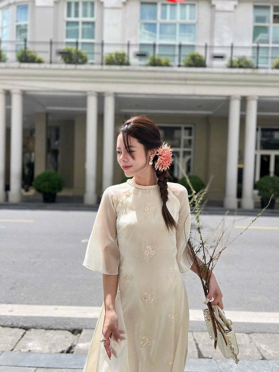 S712 - SET ÁO DÀI NỮ TƠ BE THÊU HOA ĐÀO CỔ TẾT