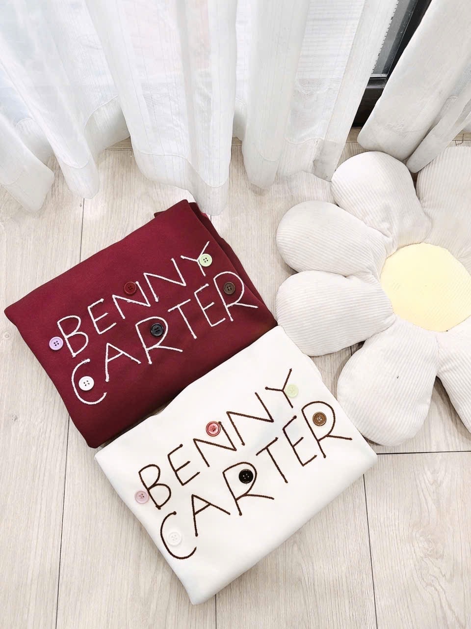 ANU051- ÁO NỈ NỮ BENNY CARTER THÊU CÚC