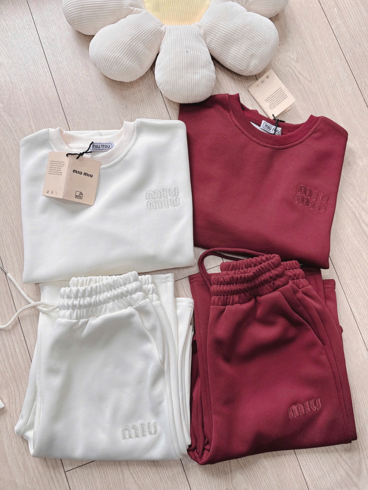 S747 - BỘ NỈ COTTON MIUMIU QUẦN SUÔNG