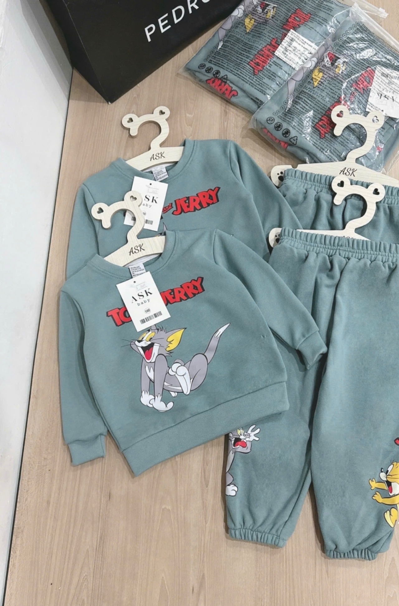 T325 - BỘ BÉ TRAI NỈ RÊU TOM & JERRY