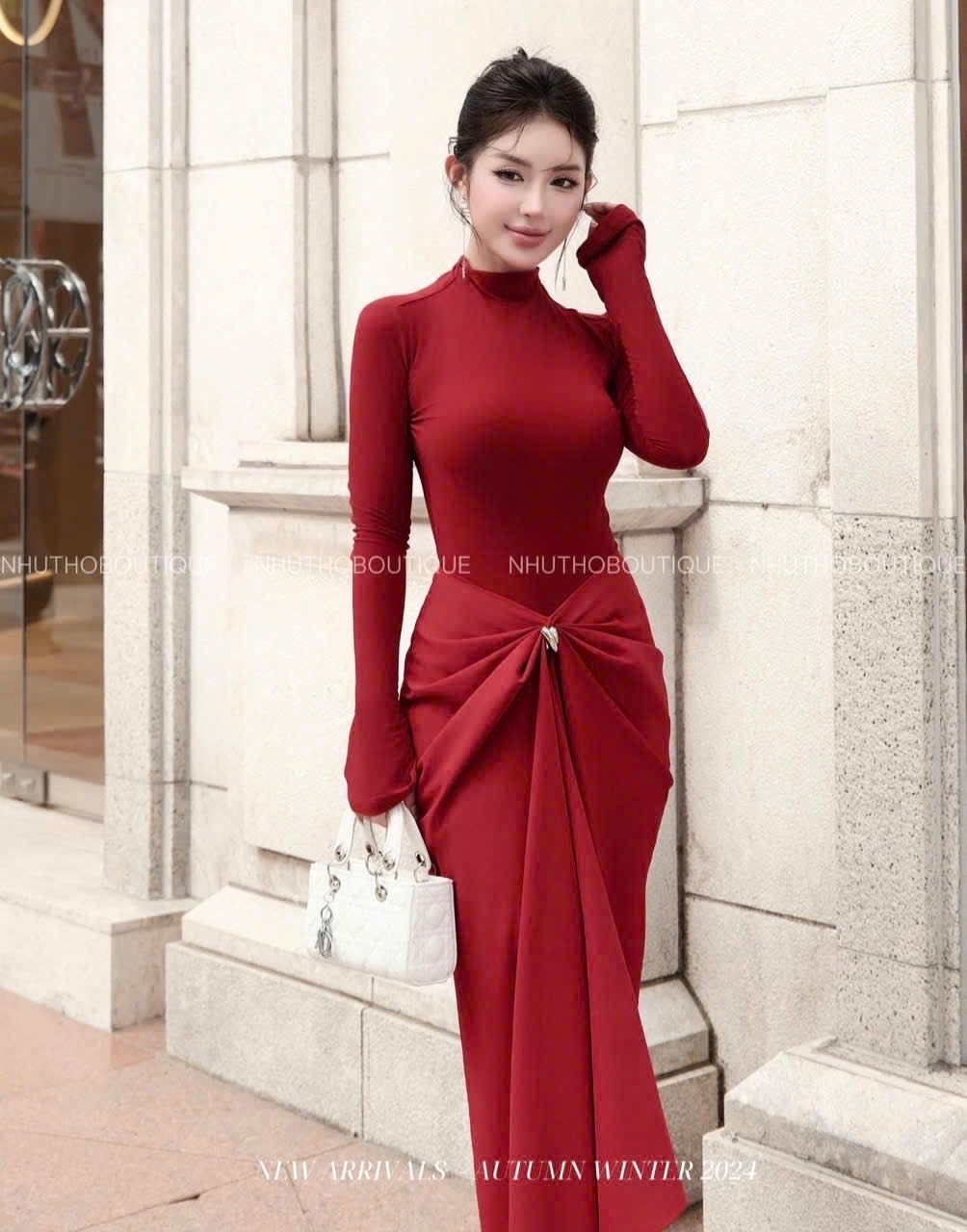 S765 - SET ÁO ZIP ĐỎ CVAY DÀI CÁCH ĐIỆU