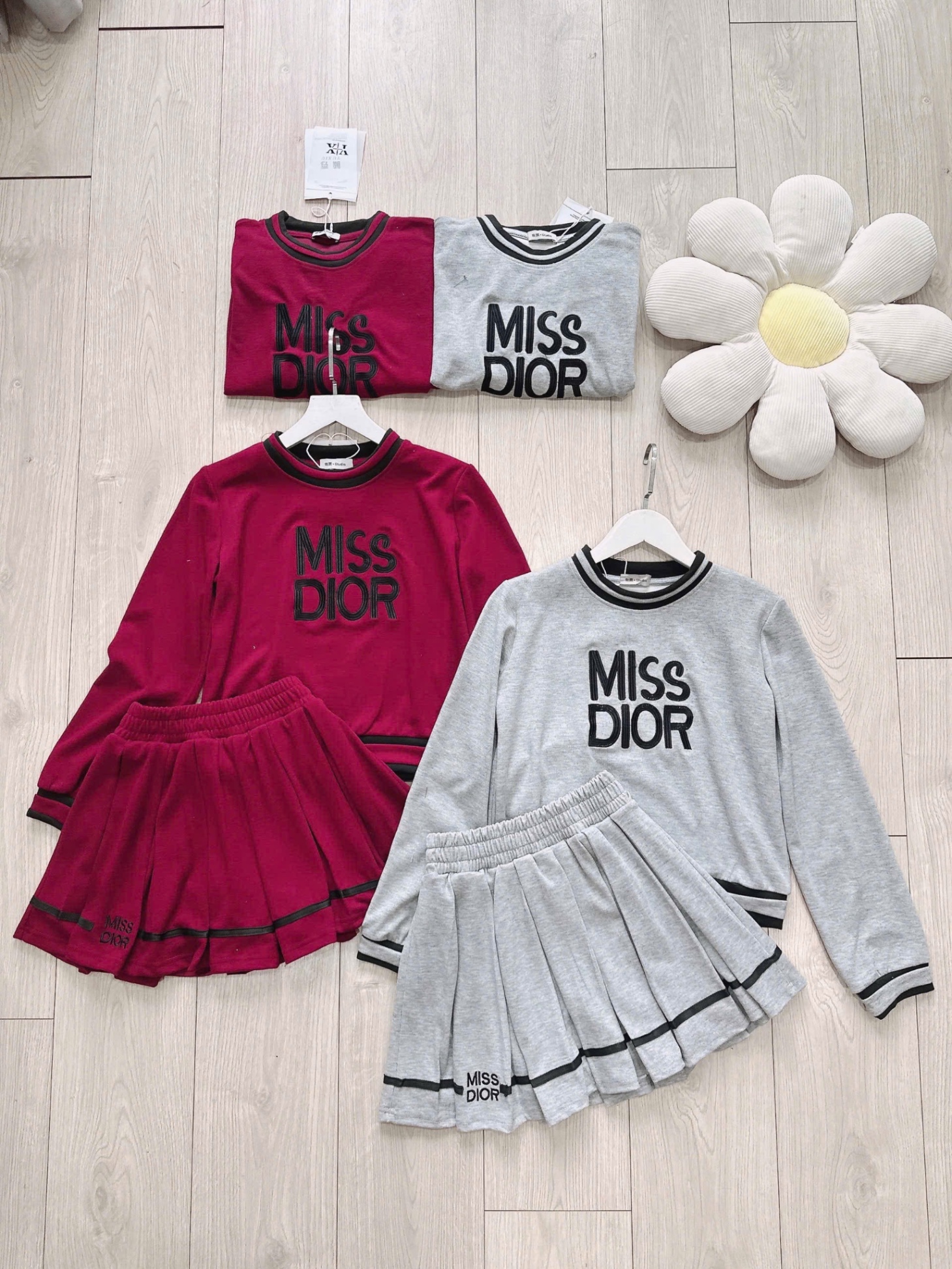 S764 - SET NỮ ÁO MISS DIOR CỔ VIỀN CVAY XẾP LI