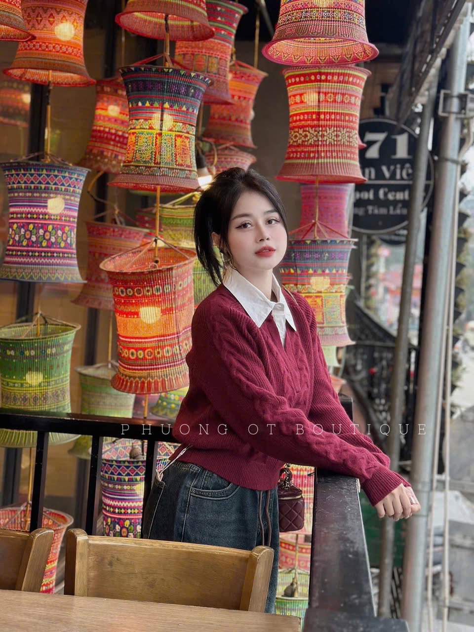 ANU033 - ÁO LEN THỪNG PHỐI CỔ SƠ MI TRẮNG