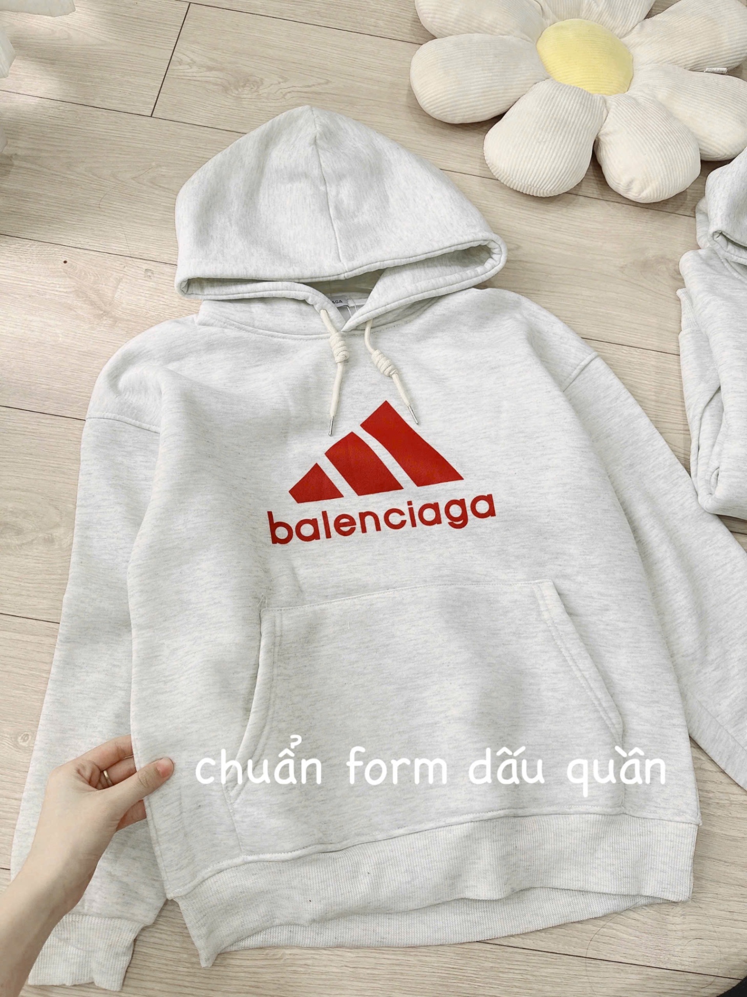 ANU707 - ÁO NỈ NỮ HOODIE MŨ DAS balenciaga