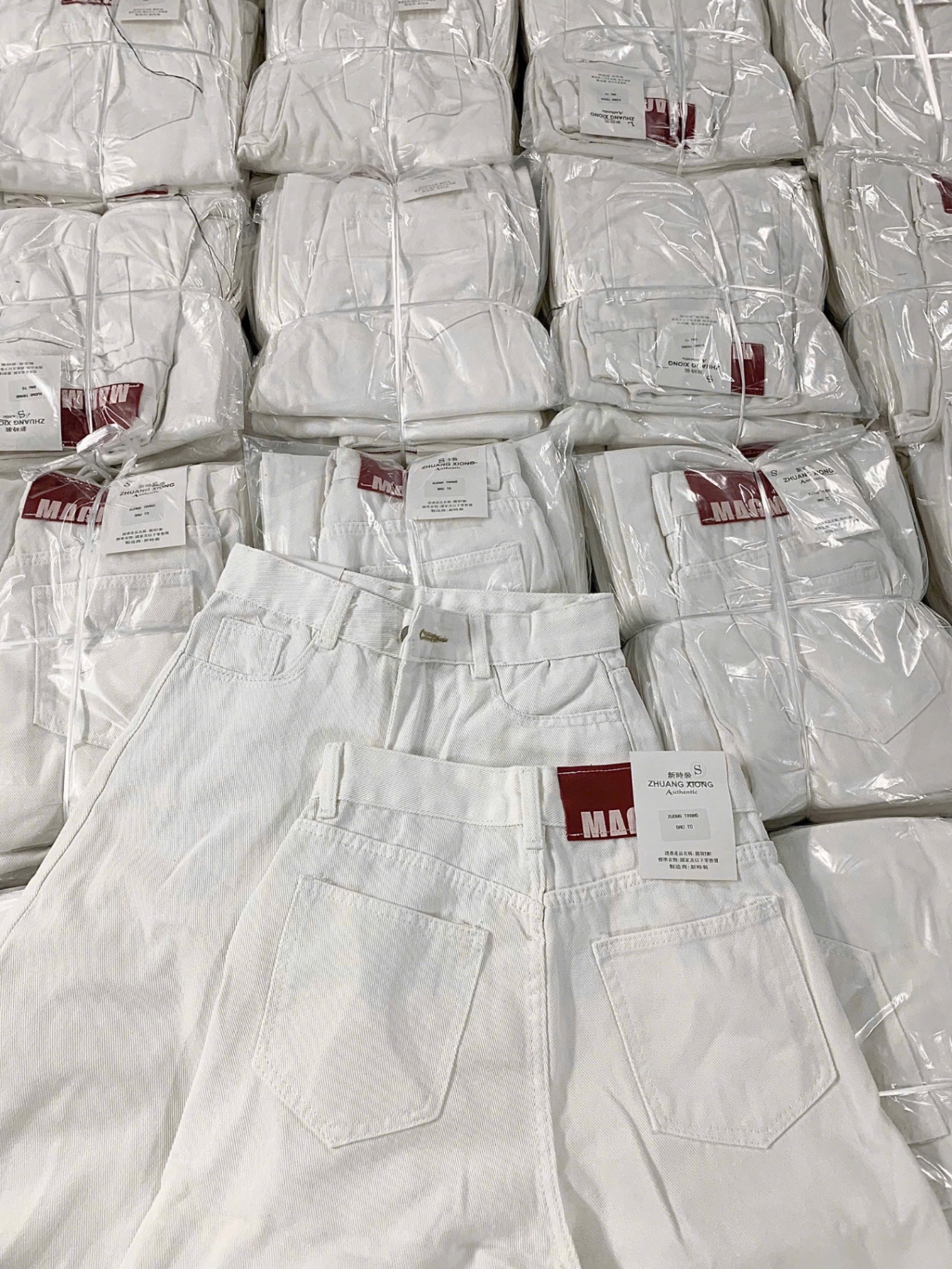 QNU536 - QUẦN JEANS SUÔNG MÁC DA M3094