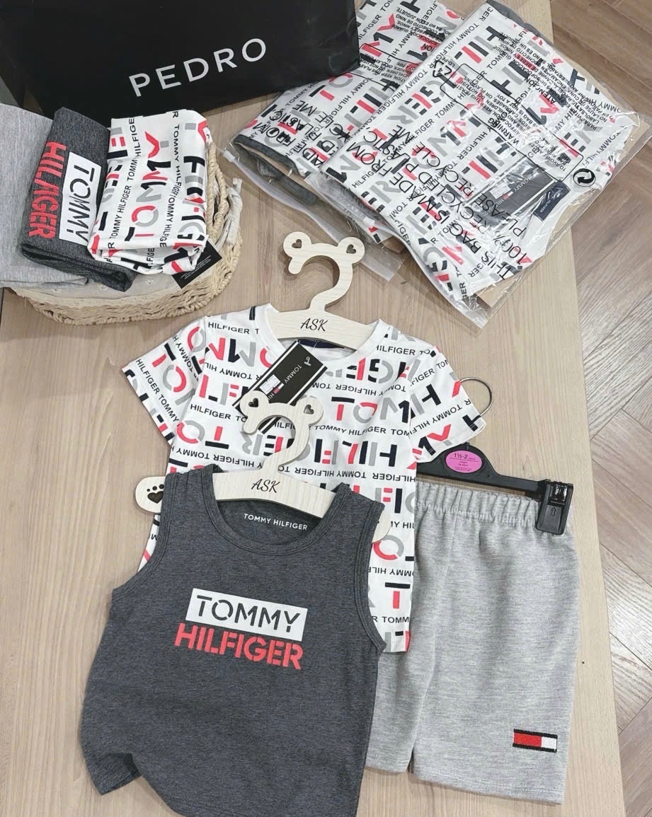 T363 - BỘ ĐÙI BÉ TRAI 3CT TOMMY TRẮNG GHI TRÀN