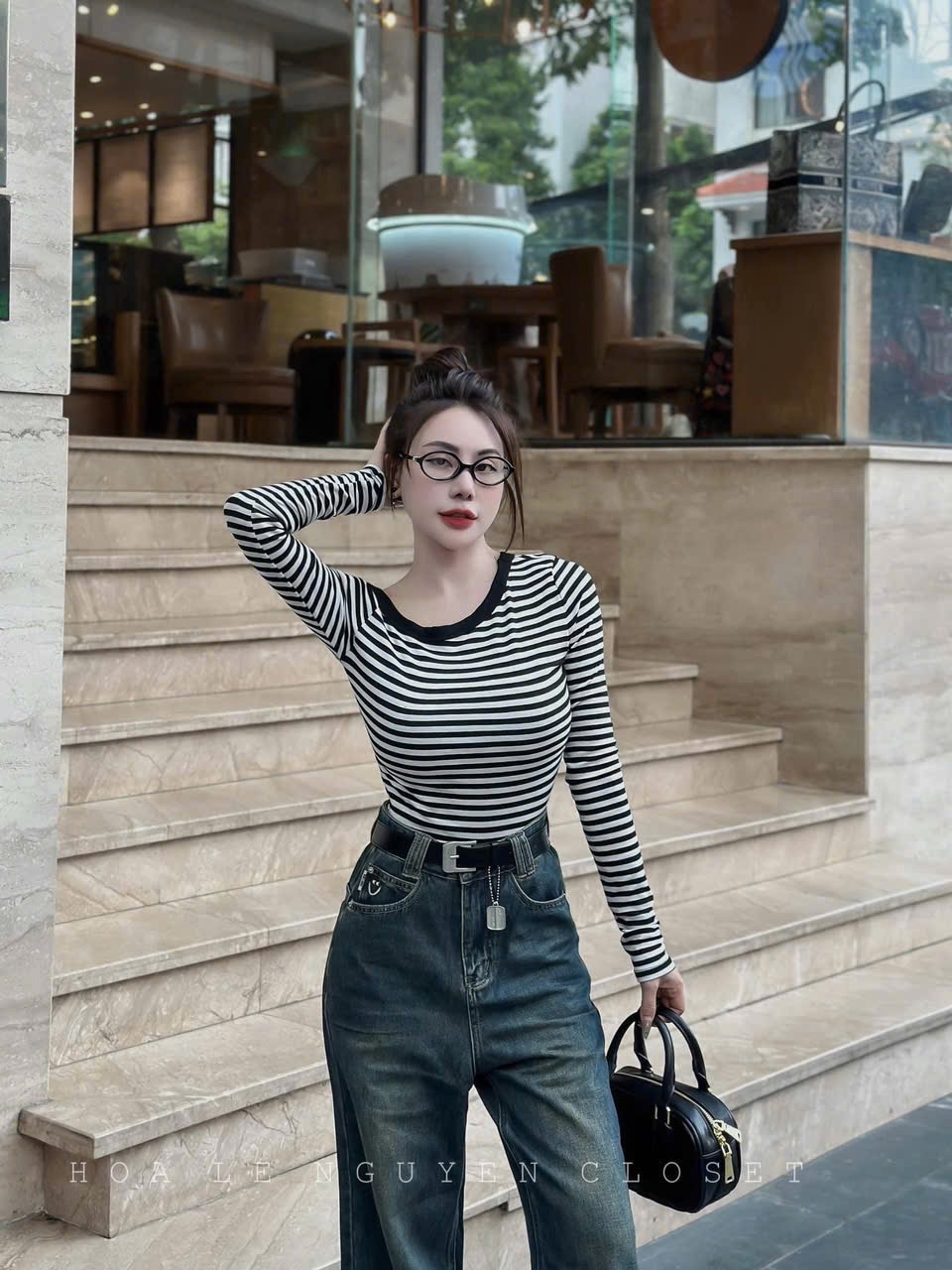 QNU542 - QUẦN JEANS SUÔNG XANH ĐEN THÊU :) M3987