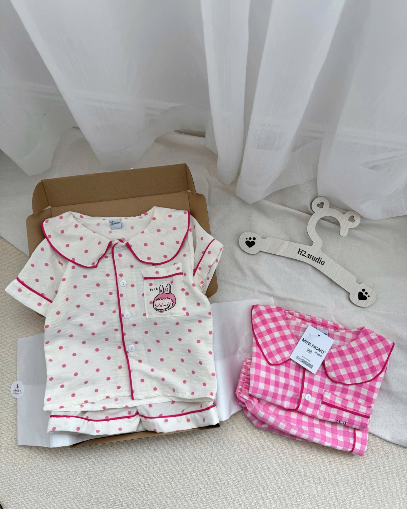 T380 - SET 2 BỘ BÉ TRAI GÁI PYJAMA KẺ CARO LABUBU