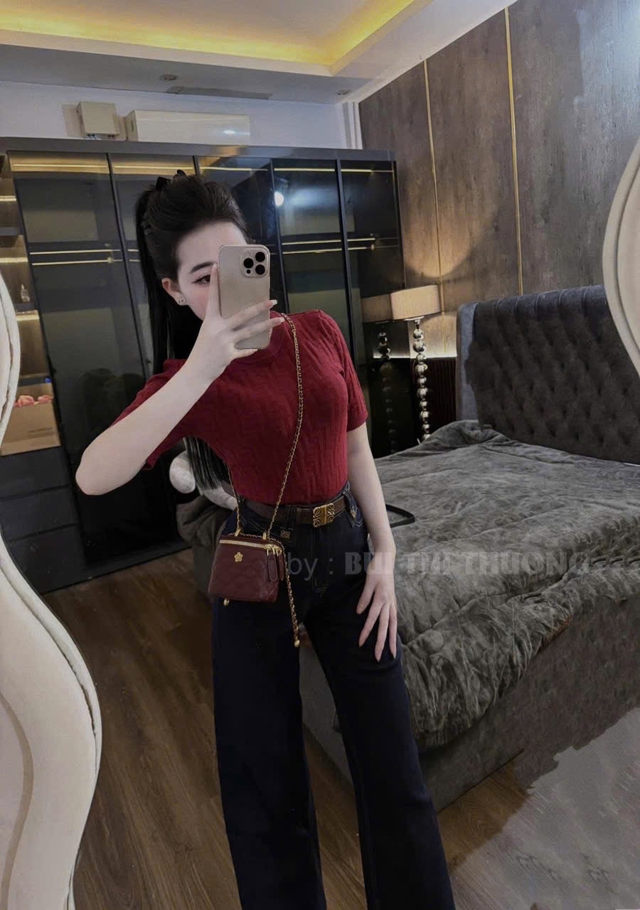 QNU546 - QUẦN JEANS SUÔNG XANH ĐẬM TÚI CHÉO