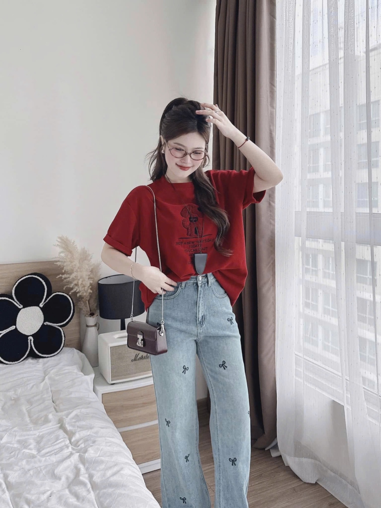 QNU552 - QUẦN JEANS SUÔNG XANH THÊU NƠ