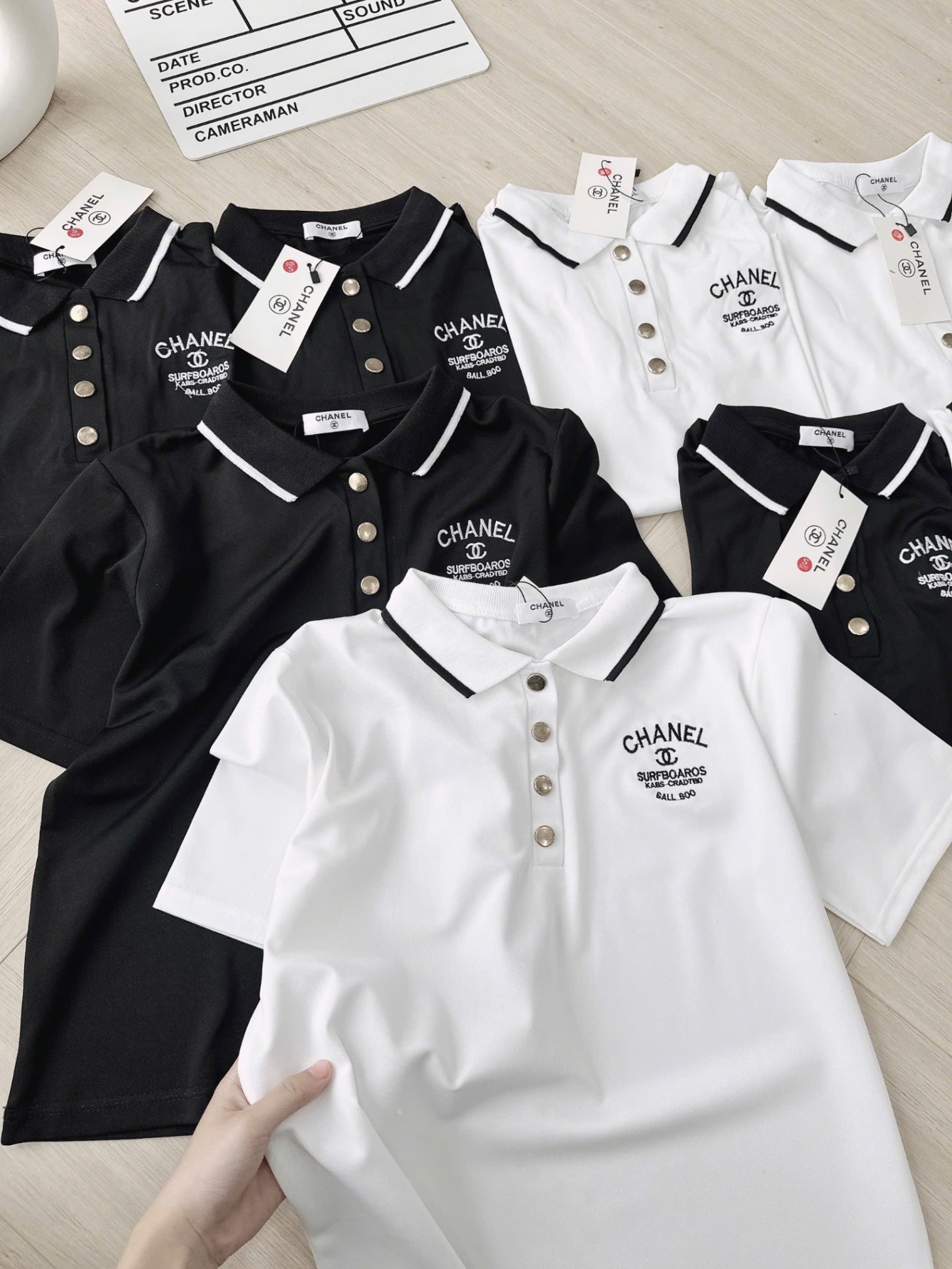 ANU134 - ÁO POLO NỮ CỔ VIỀN THÊU CHANEL