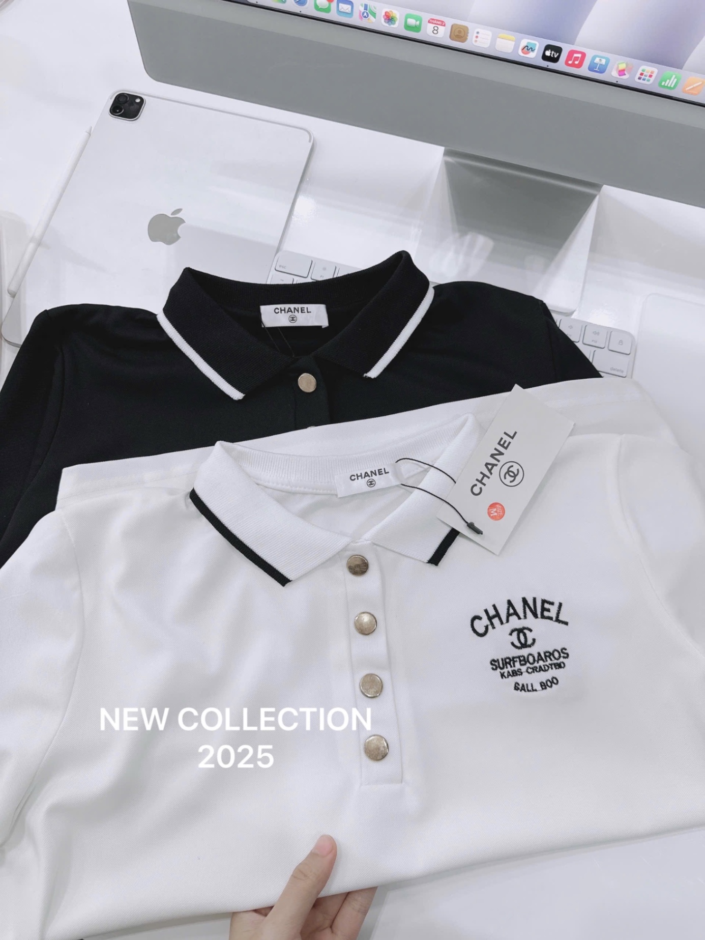 ANU134 - ÁO POLO NỮ CỔ VIỀN THÊU CHANEL