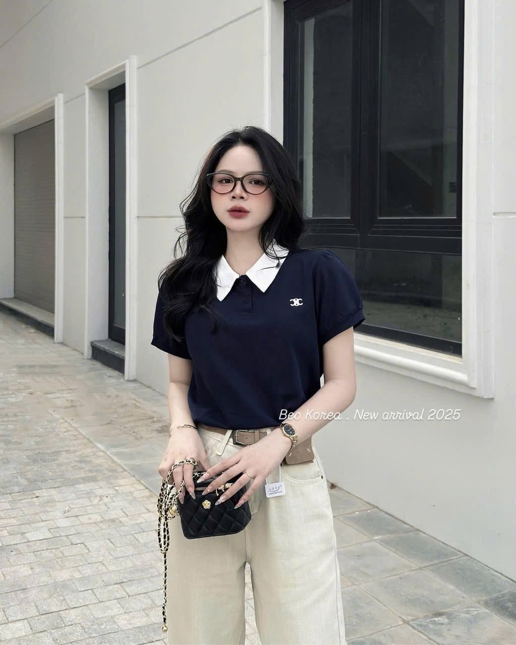 ANU160 - ÁO POLO NỮ THAN CỔ TRẮNG THÊU CHANEL