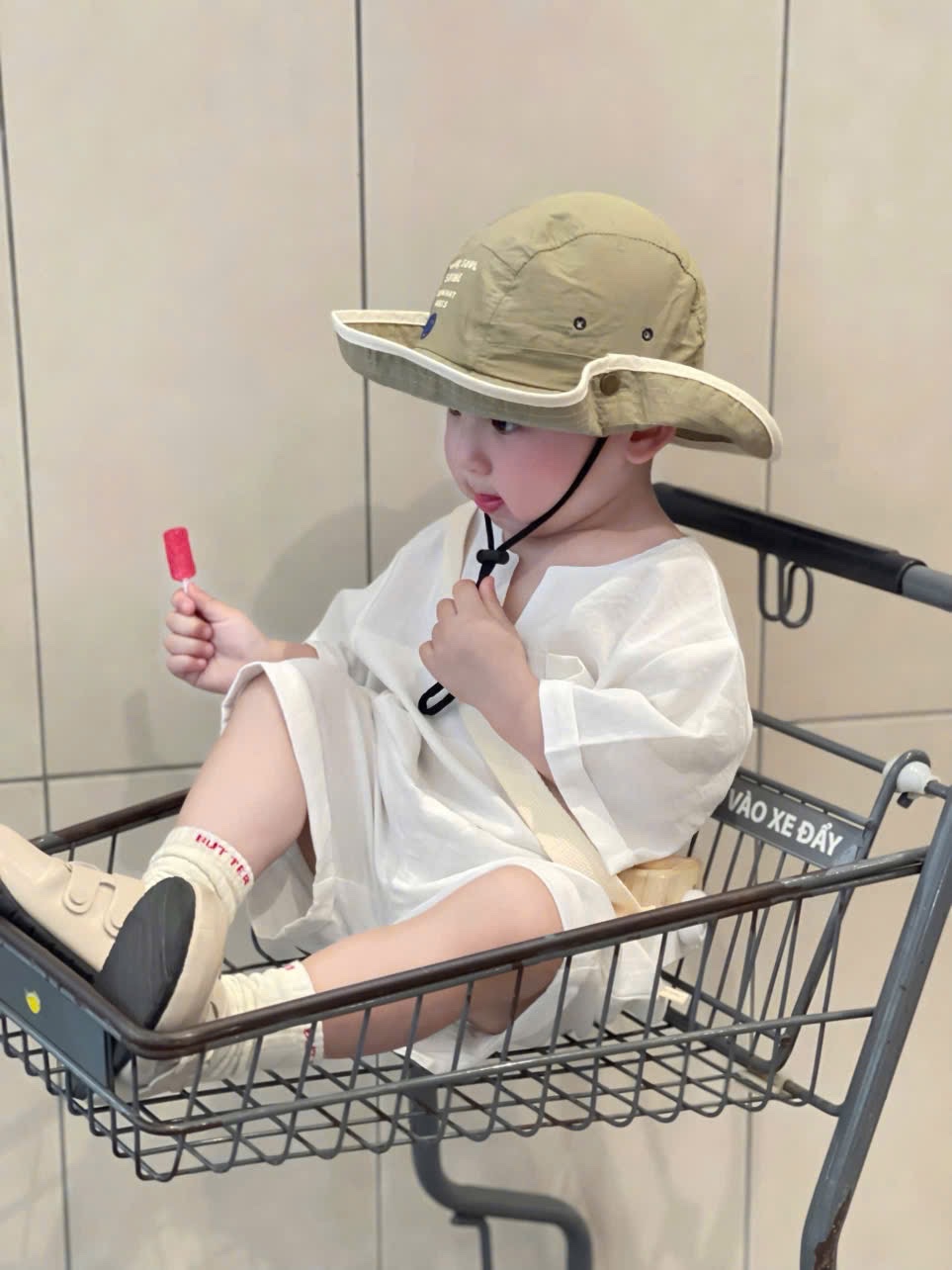 T515 - BỘ ĐÙI BÉ TRAI ĐŨI TRẮNG CỔ V