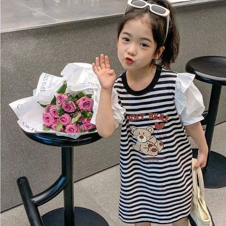 VB513 - VÁY BÉ GÁI KẺ NGANG GẤU FUNNY TAY BỒNG