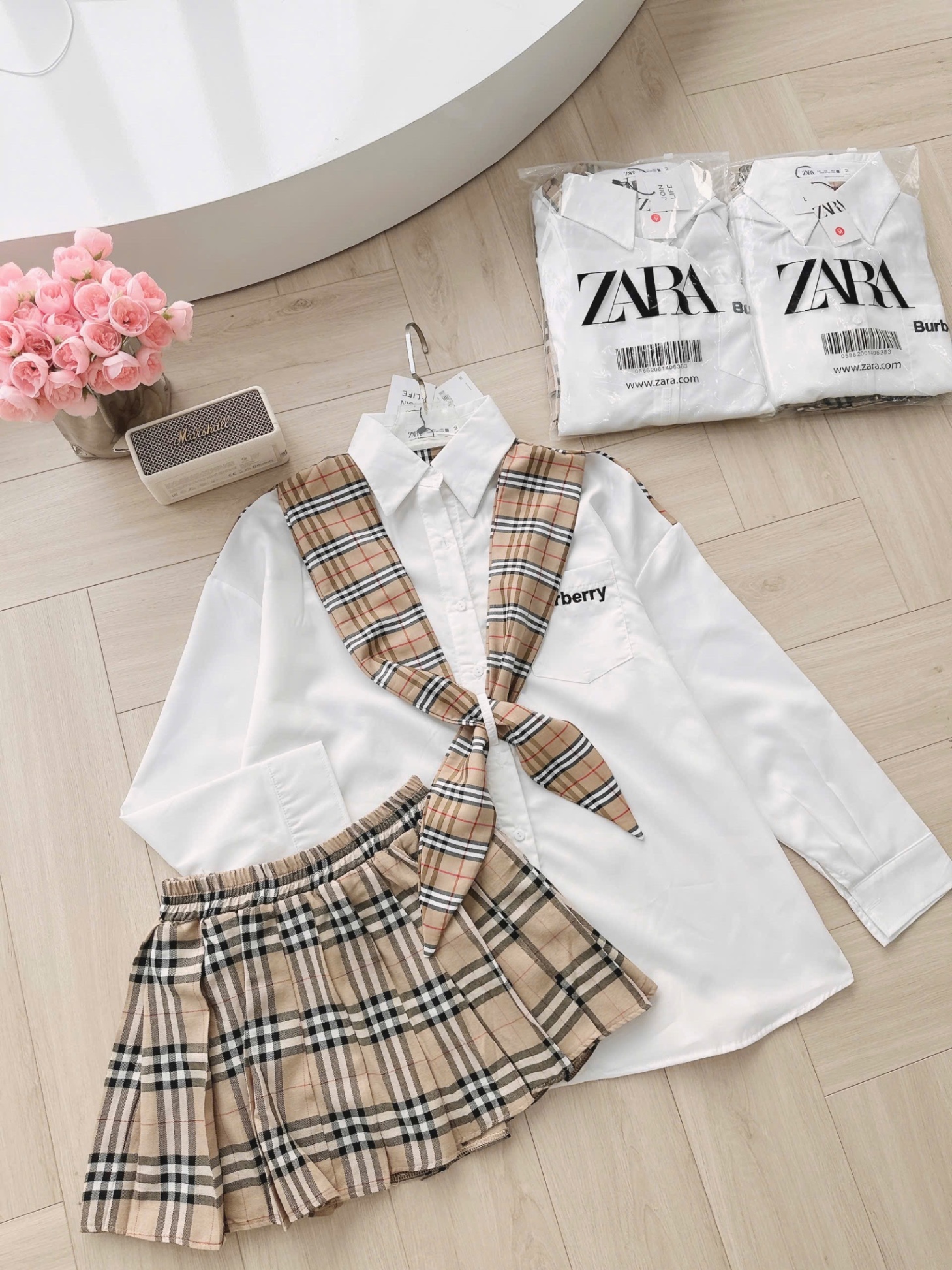 S883 - SET NỮ ÁO TRẮNG KHĂN BBR MIX CVAY XẾP