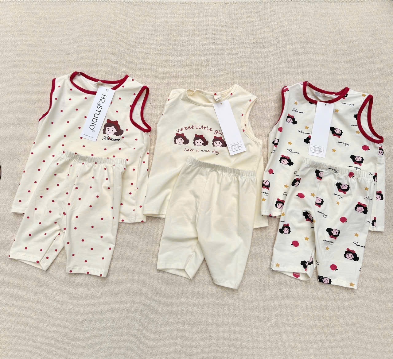 G515 - SET 3 BỘ BÉ GÁI BA LỖ BẠCH TUYẾT MÀU BE