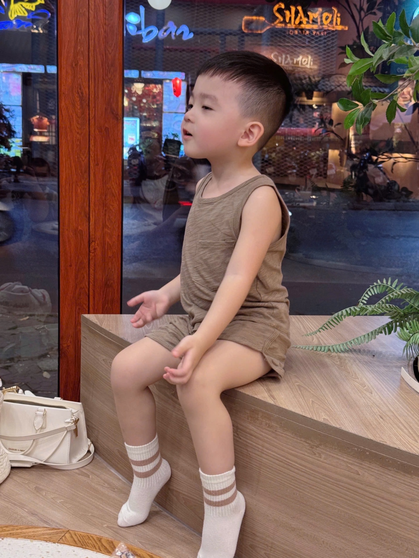 T565 - SET 4 BỘ ĐÙI BÉ TRAI BA LỖ XƯỢC kẻ nâu xám xanh