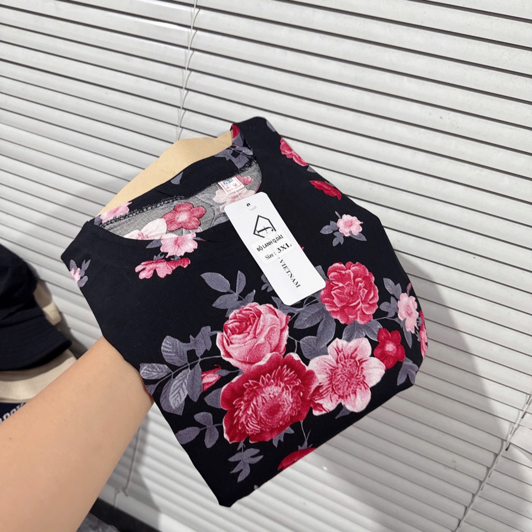 S897 - BỘ LANH QUẦN DÀI HOA LÁ CHO MẸ
