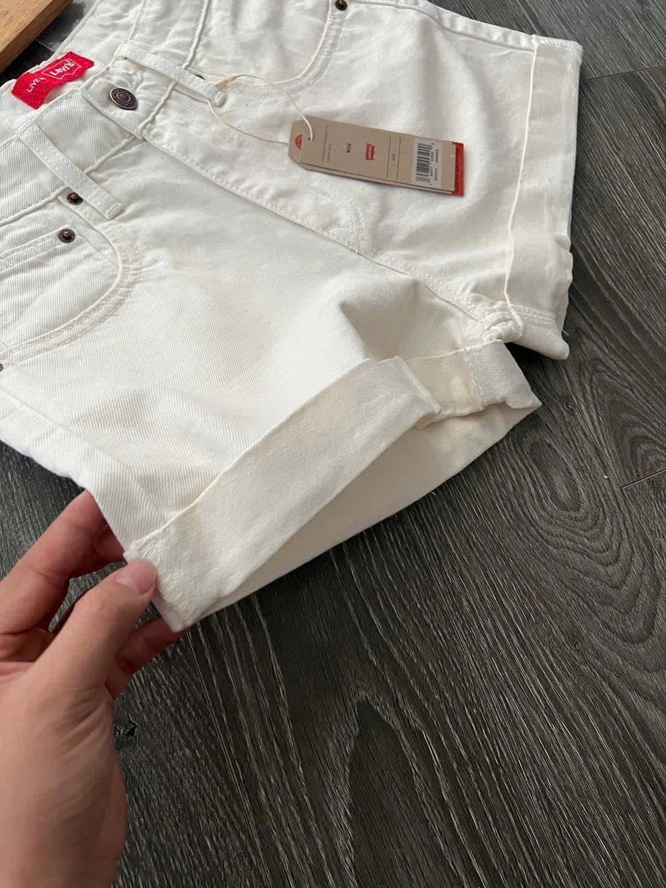 QNU576 - QUẦN SHORT JEANS TRẮNG LEVIS XUẤT DƯ
