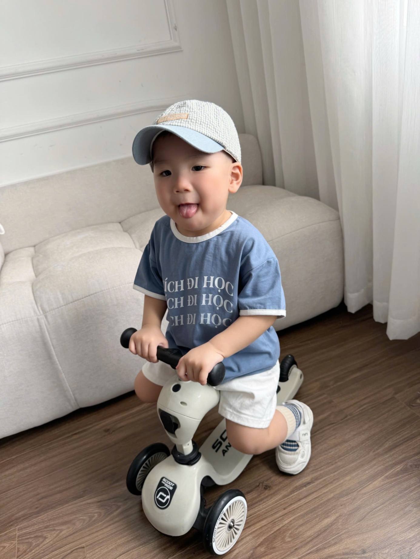 G531 - BỘ ĐÙI BÉ TRAI GÁI THÍCH ĐI HỌC
