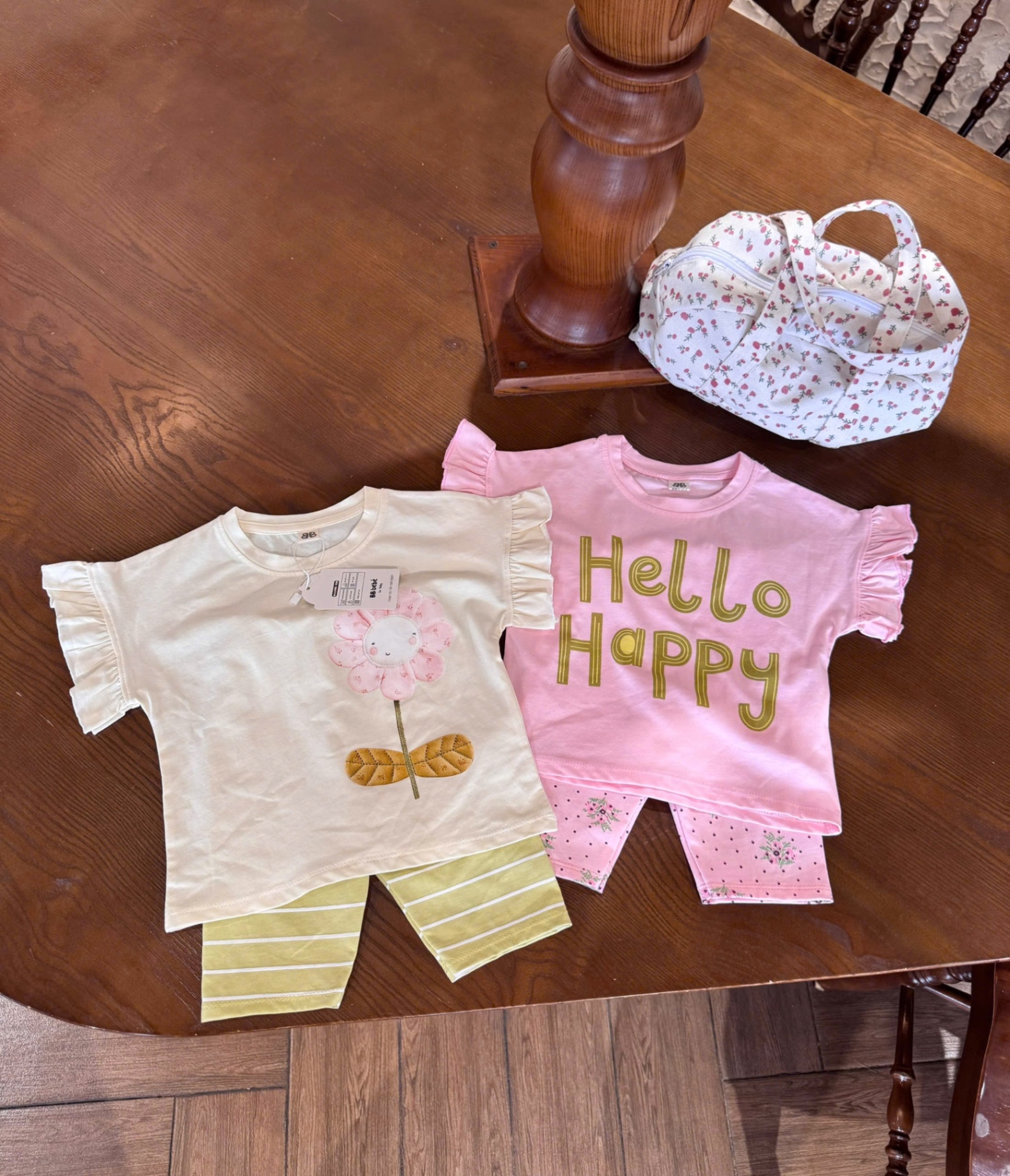 G544 - SET 2 BỘ BÉ GÁI QUẦN NGỐ BÈO VAI Hello Happy