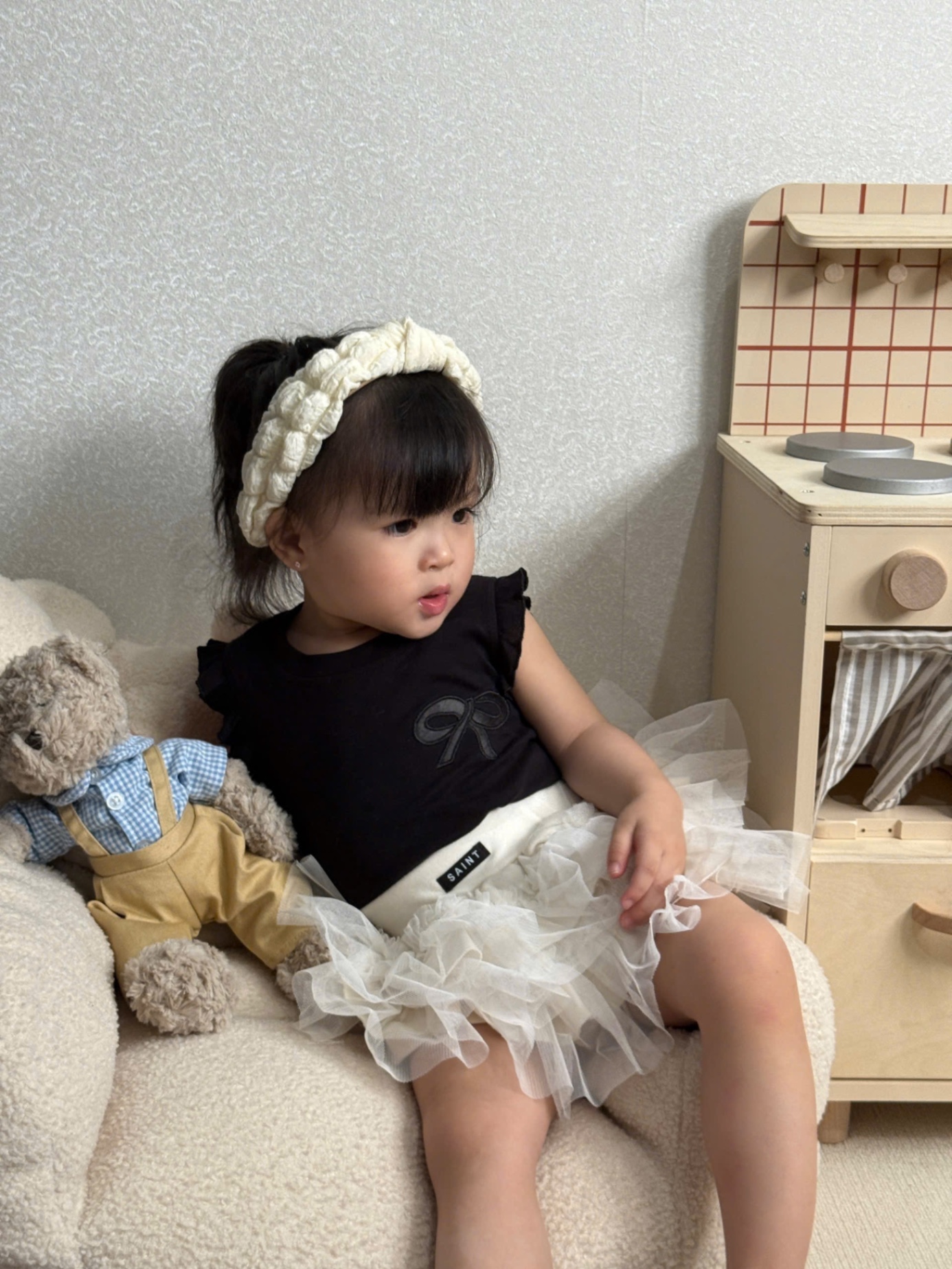 AB701 - SET 2 ÁO BÉ GÁI ĐEN TRẮNG BÈO VAI THÊU NƠ