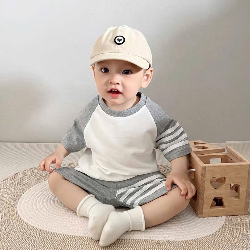 T563 - SET 2 BỘ ĐÙI BÉ TRAI PHỐI GHI THAN TRẮNG SỌC THOM