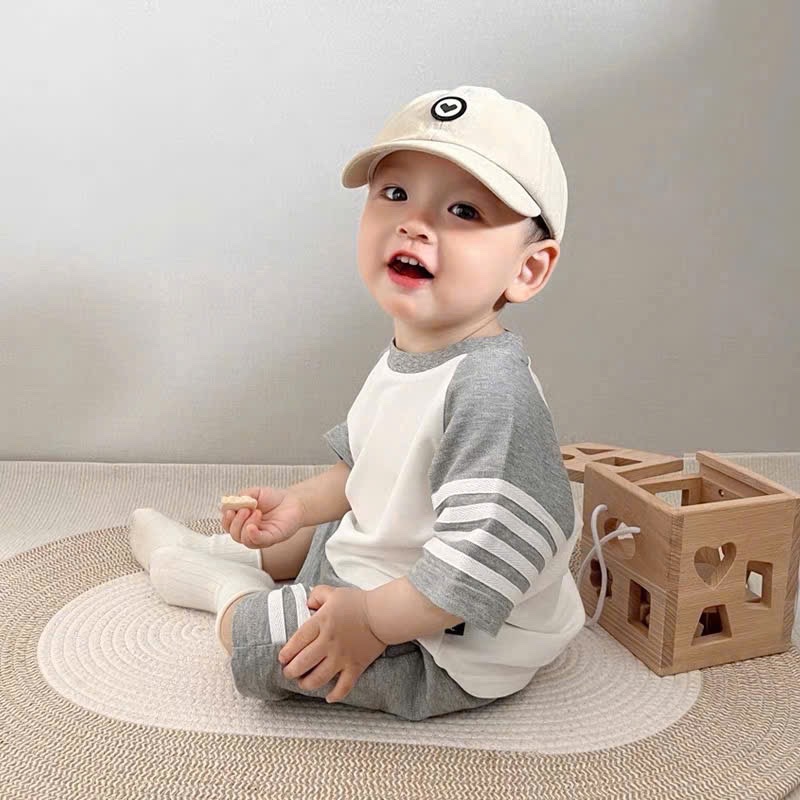 T563 - SET 2 BỘ ĐÙI BÉ TRAI PHỐI GHI THAN TRẮNG SỌC THOM