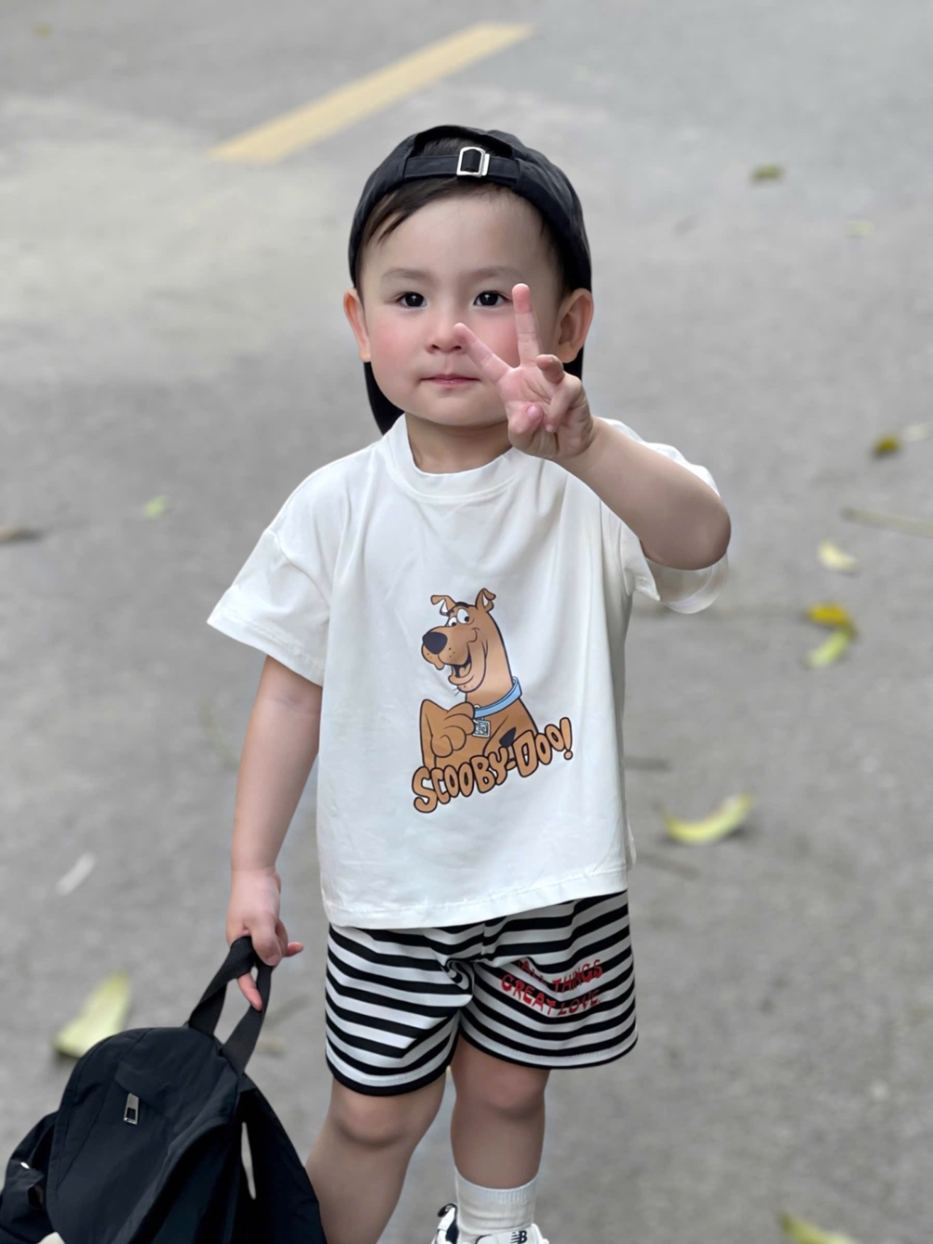 T575 - BỘ ĐÙI BÉ TRAI TRẮNG CHÓ SCOOPY DOO QUẦN KẺ