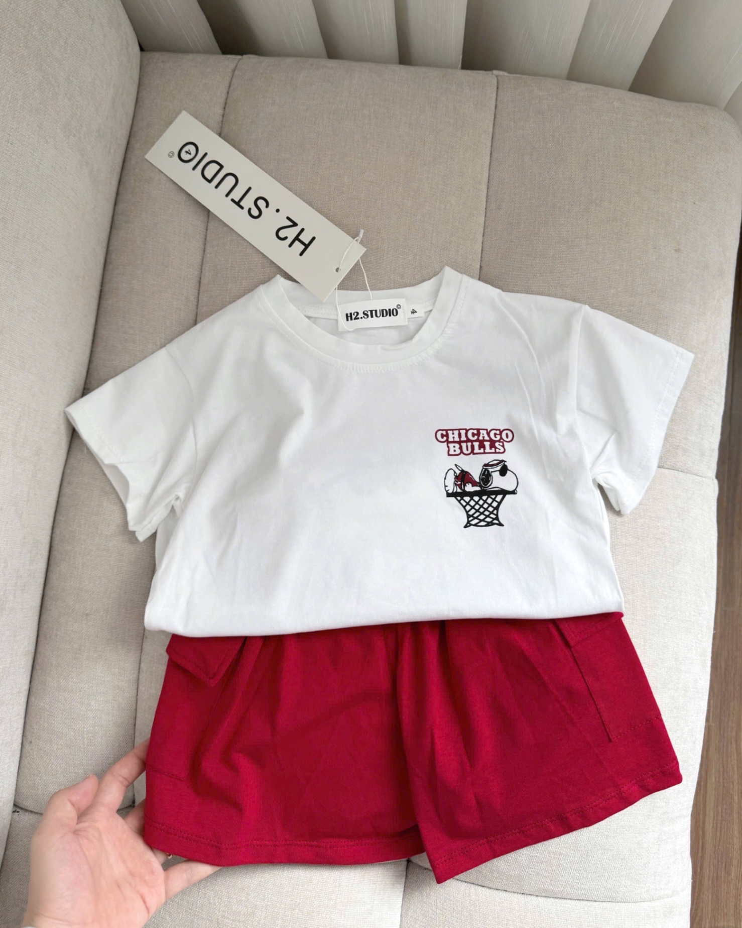 T582 - BỘ ĐÙI BÉ TRAI TRẮNG CHÓ CHICAGO QUẦN ĐỎ