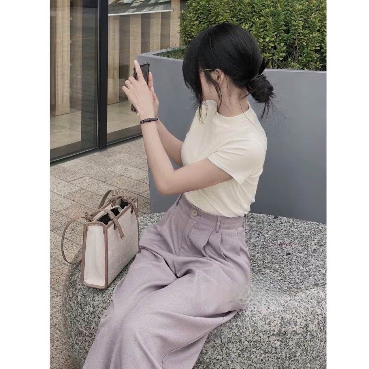 S906 - SET ÁO TRẮNG alo QUẦN SUÔNG TÍM 2 LI