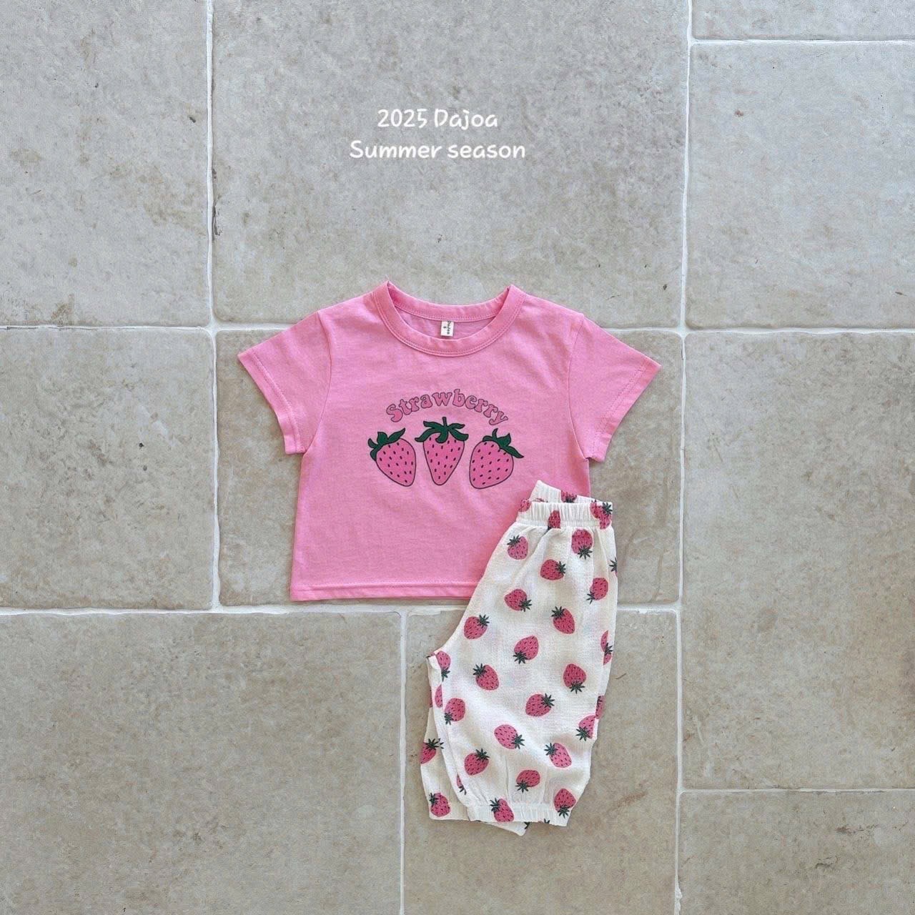 G551 - SET 2 BỘ BÉ GÁI DÂU TÂY HỒNG QUẦN BOMBER