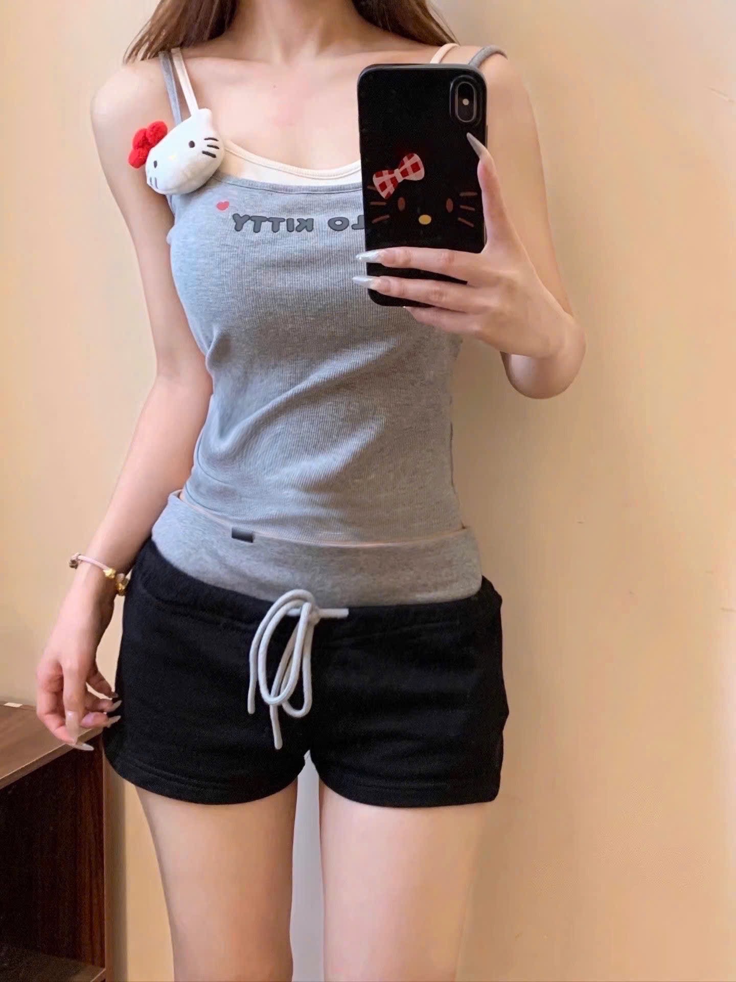S907 - SET LEN TĂM 2S XÁM PHỐI BE HELLO KITTY